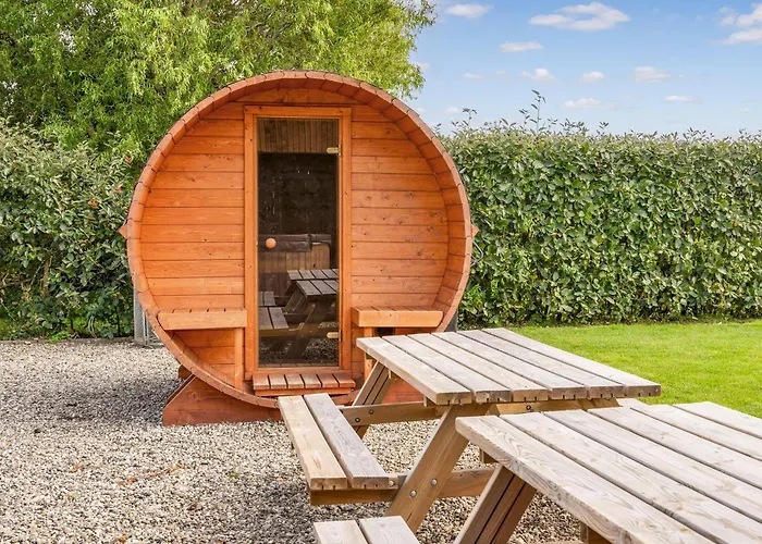 Tatil Evi Stor Til 16 Gaester Sauna & Vildmarksbad 200 M